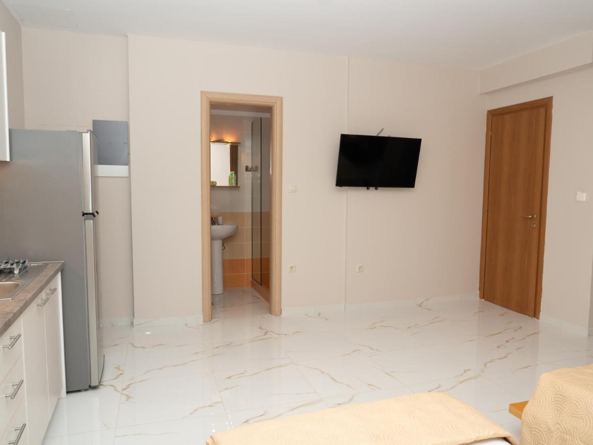 Allagiannis Group Apartments Markópoulon المظهر الخارجي الصورة