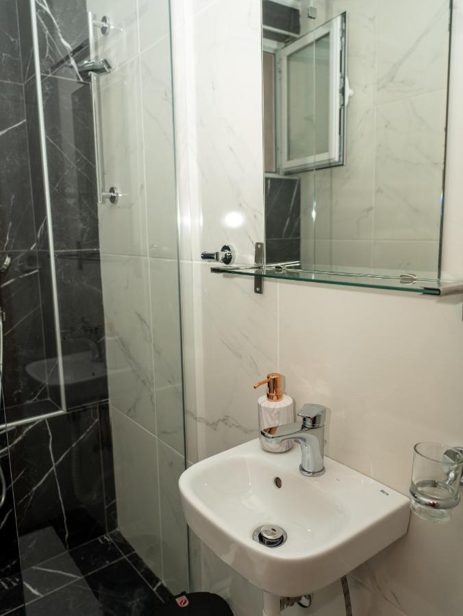 Allagiannis Group Apartments Markópoulon المظهر الخارجي الصورة